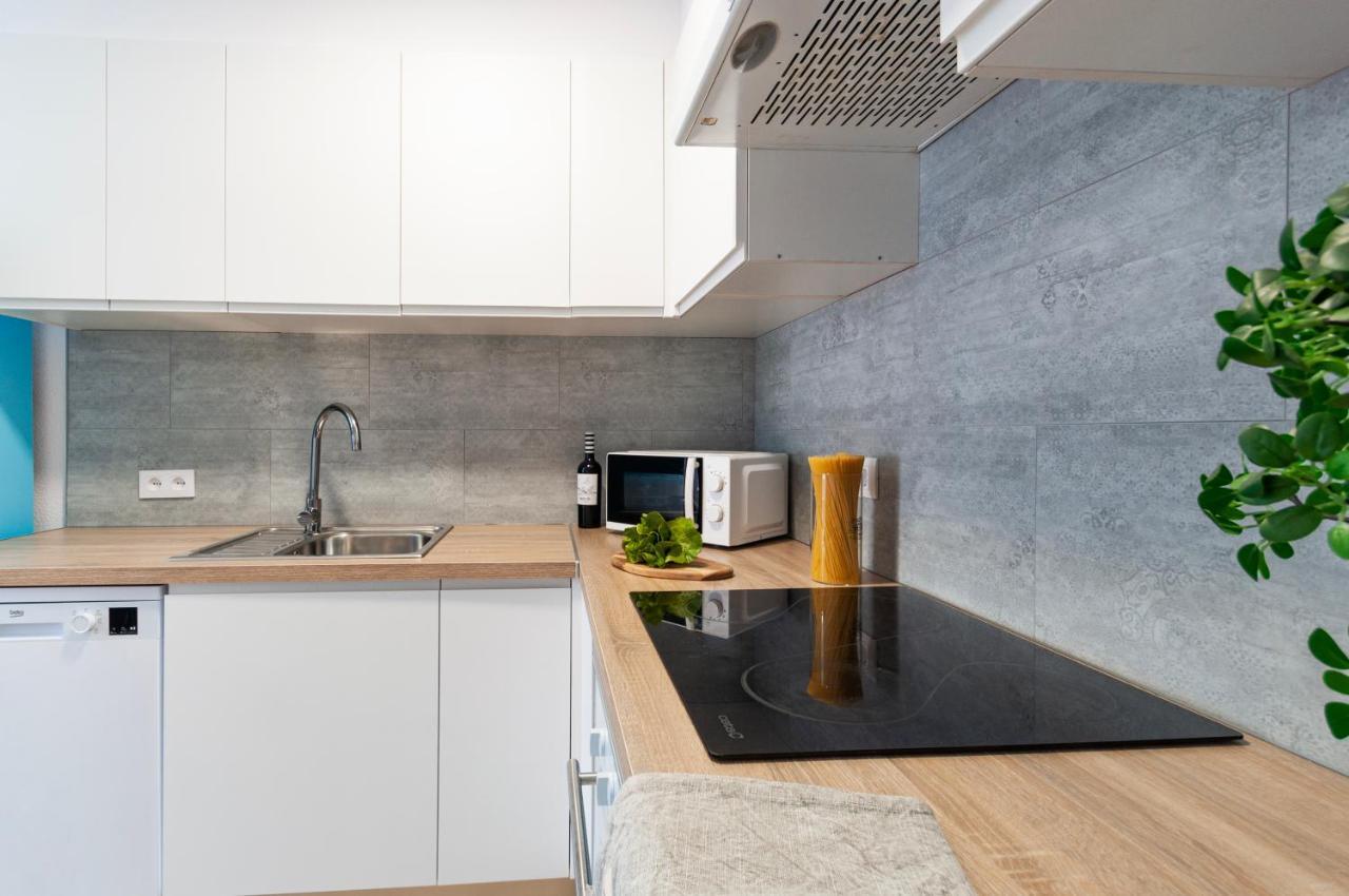 Apartamento Con Terraza Y Vistas Al Canal By Insidehome Empuriabrava Exterior photo